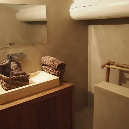 La Maison Des Collines Maison d'hôtes *