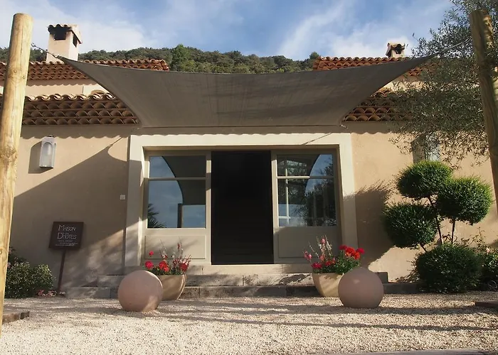 La Maison Des Collines * Allemagne-en-Provence