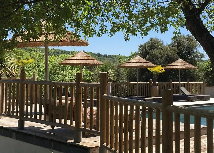 La Maison Des Collines Guest house