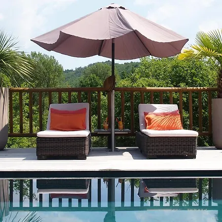 Гостевой дом La Maison Des Collines Альмань-ан-Прованс