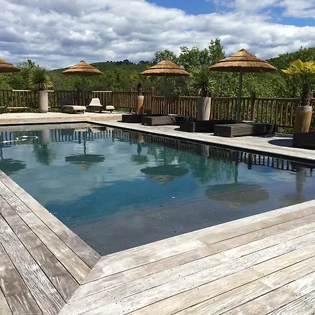 La Maison Des Collines Гостевой дом